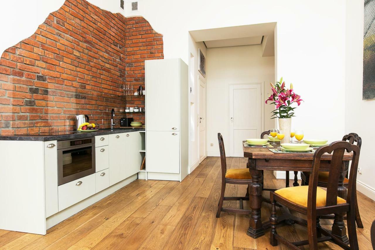 Old Town Brigue Apartment By Otium Cracovia Exterior foto